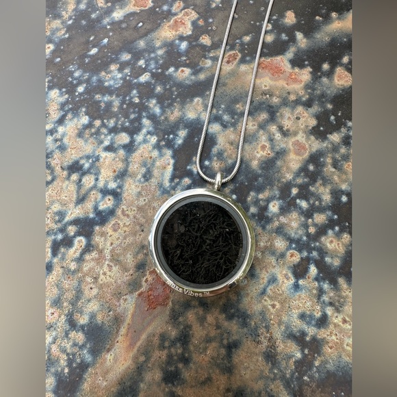 ✨🖤Debuting my Locket Luxury Collection 🖤✨ - Picture 4 of 5